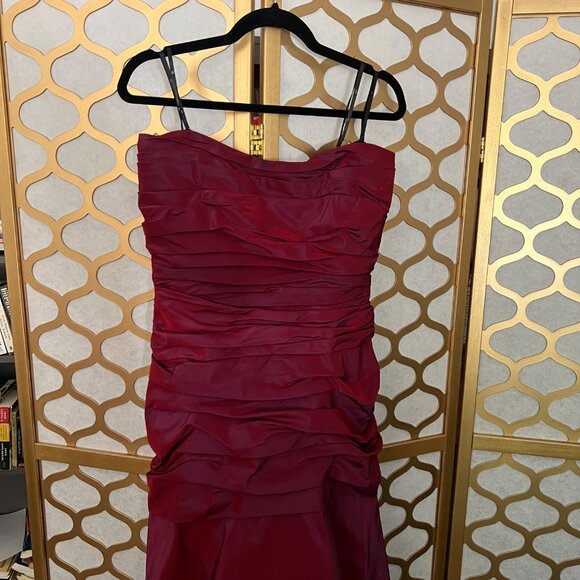 Vintage Tadashi Size M Burgundy Ruched Strapless Evening Long Mermaid Gown Dress - Picture 5 of 16